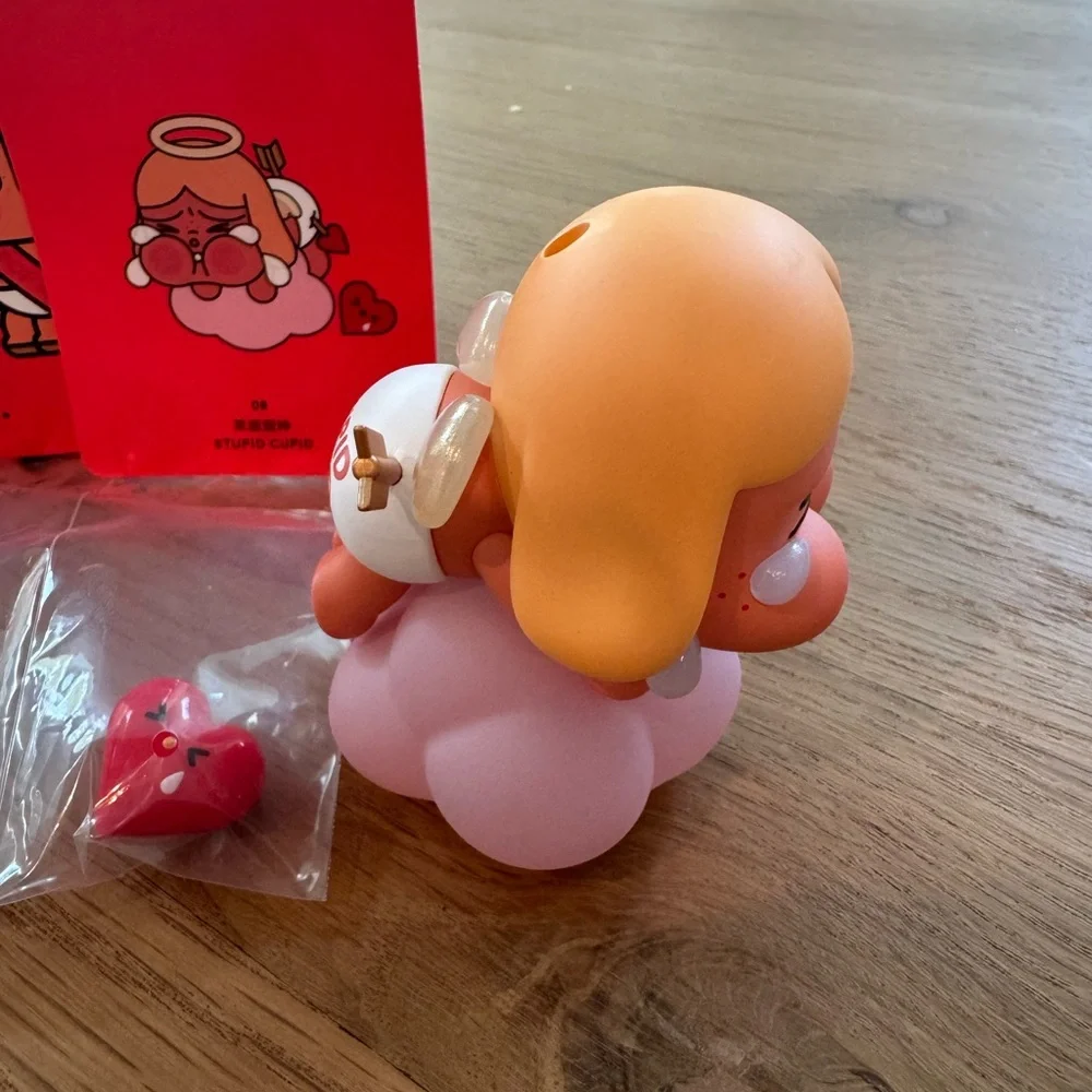 Pop Mart CryBaby - Crying For Love - Stupid Cupid - Picture 3 of 3
